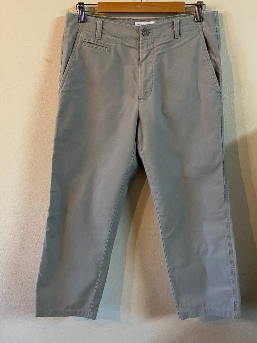 CALVIN KLEIN SIZE 31 LIGHT GRAY FLAT-FRONT STRAIGHT-LEG CASUAL CHINO PANTS